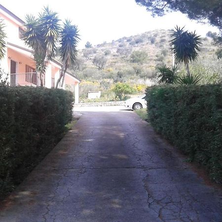Borgo Marinaro Acomodação com café da manhã Marina di Camerota Exterior foto