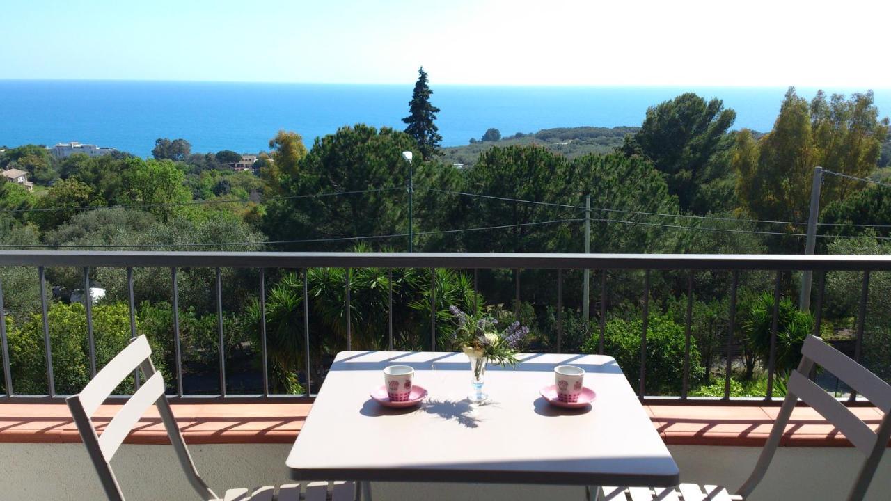 Borgo Marinaro Acomodação com café da manhã Marina di Camerota Exterior foto