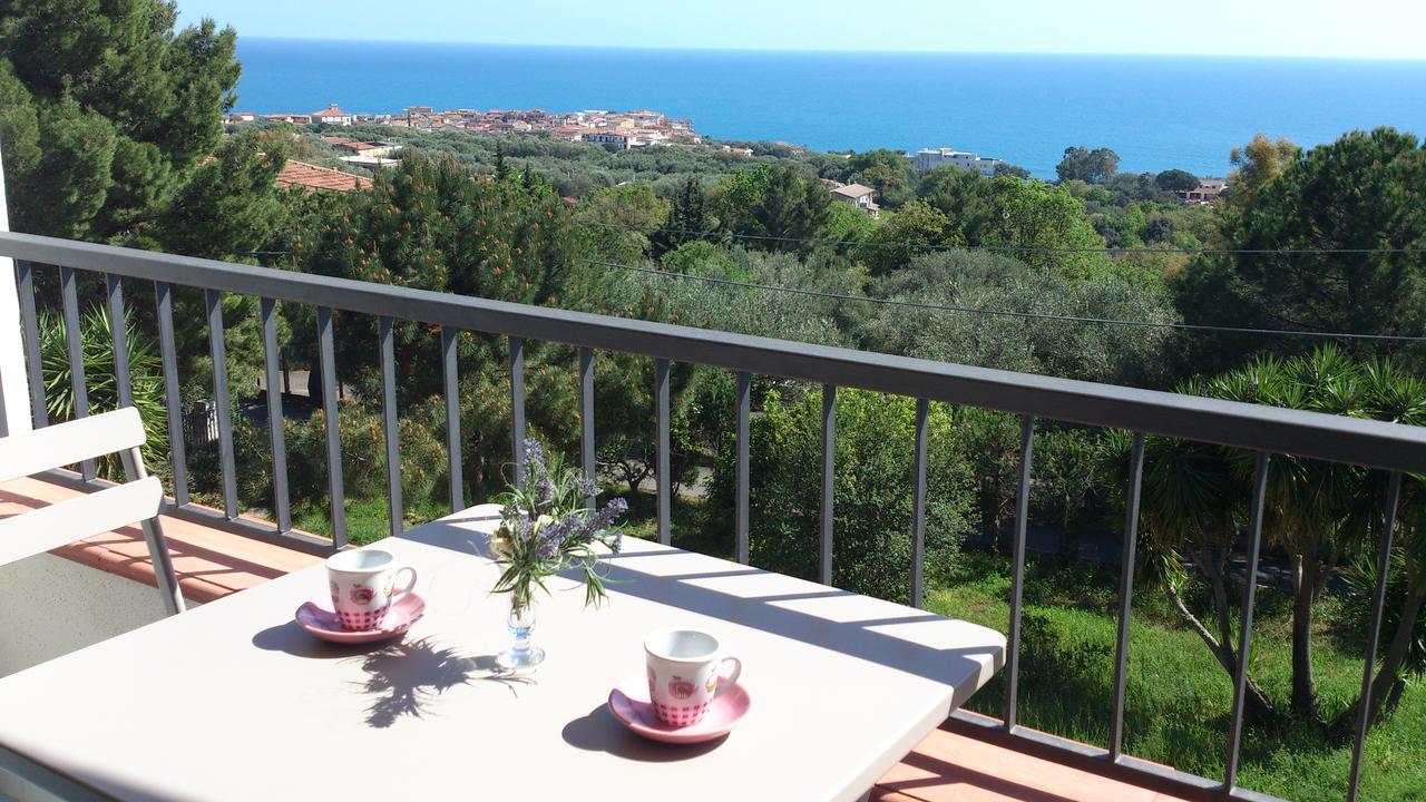 Borgo Marinaro Acomodação com café da manhã Marina di Camerota Exterior foto